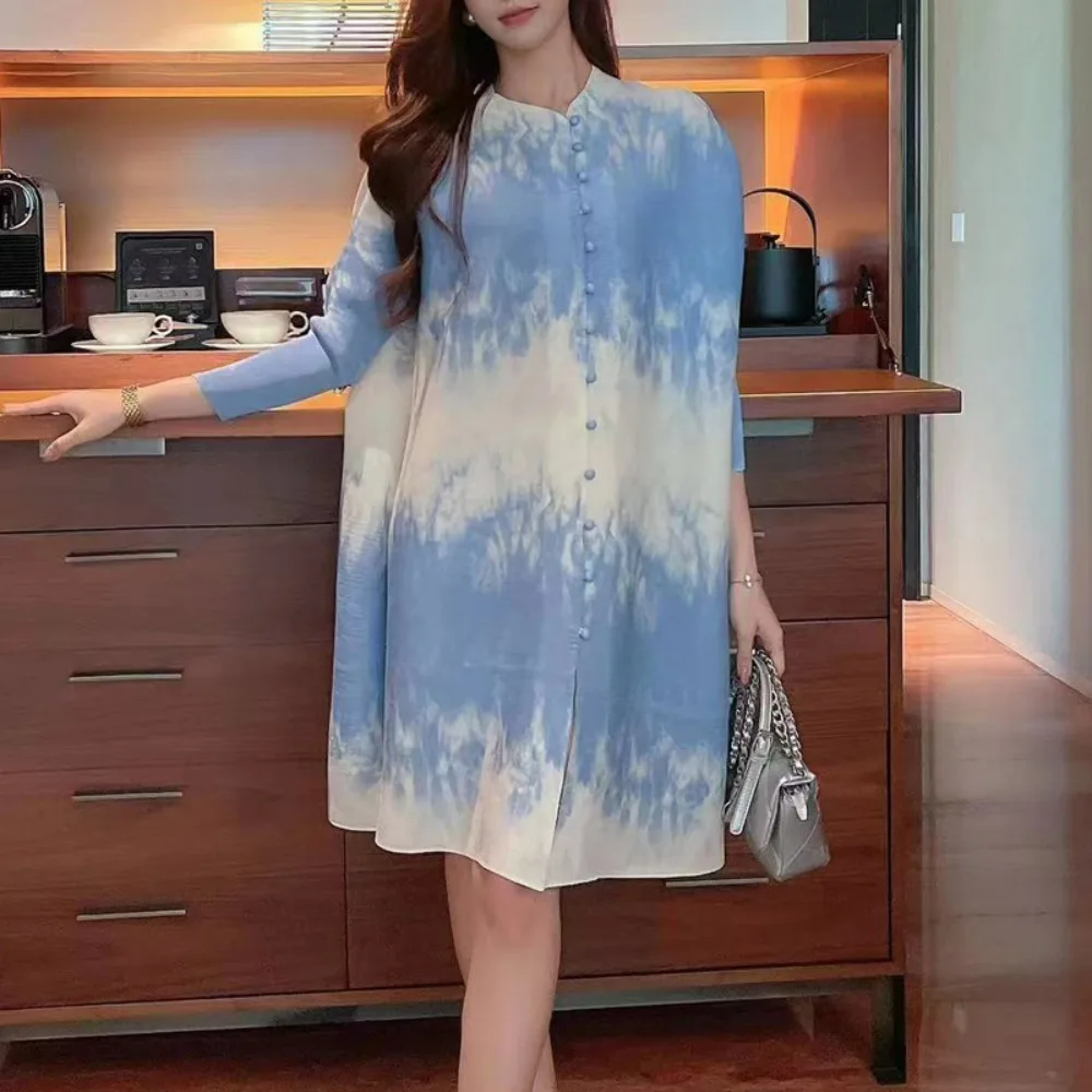 

Кардиган женский плиссированный средней длины с воротником-стойкой и принтом