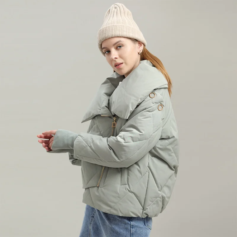 2022 New Light Luxury Short Style Pie Overcome Women's Winter Coat Top European and Beautiful Women's Clothing Hot Down Jacket