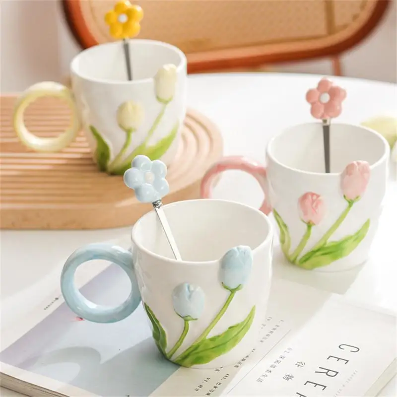 

High Quality Hand Carved Tulip Pattern Smooth Easy To Clean Ceramic Drink Cup Smooth Handle Porcelain Cup Ceramics Durable Mug