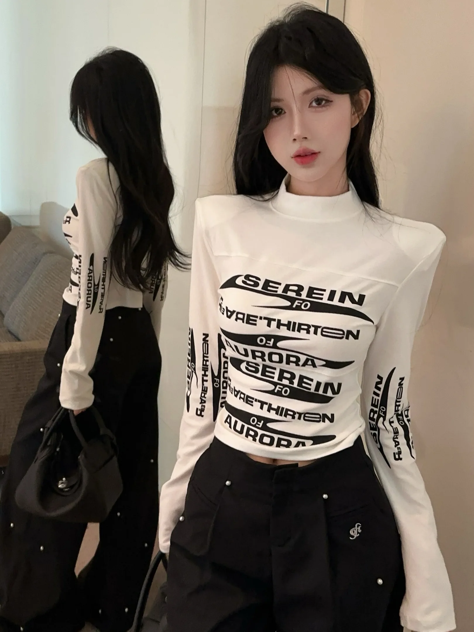 Женская футболка с черно-белыми буквами American Design Sense Sweet and Spicy осенний принт