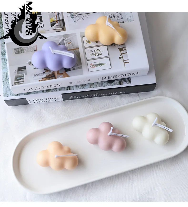 

Small Scented Cloud Shape Birthday Candle Romantic Soy Candle Home Decoration Mother's Day wholesales