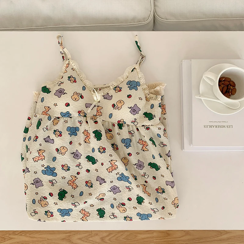 

Летняя Милая Ночная рубашка с героями мультфильмов, Корейская милая мягкая Ночная рубашка на бретельках, милые женские ночные рубашки из хлопка и льна с нагрудной подушкой