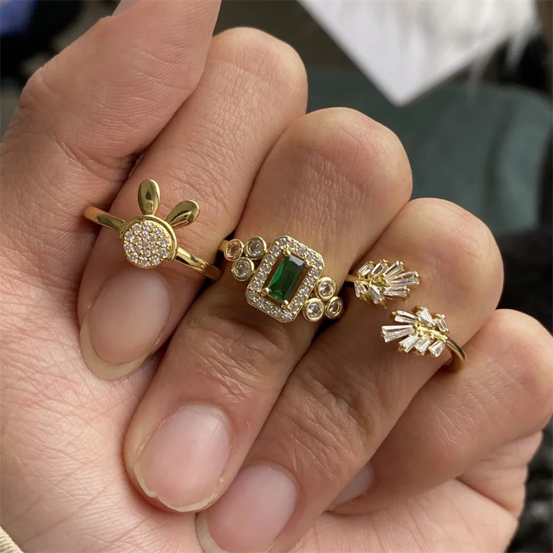 

Vintage Leaf Shaped Cubic Zirconia Finger Rings Gold Color Opening Adjustable Ring For Women Party Anniversary Jewelry Gifts