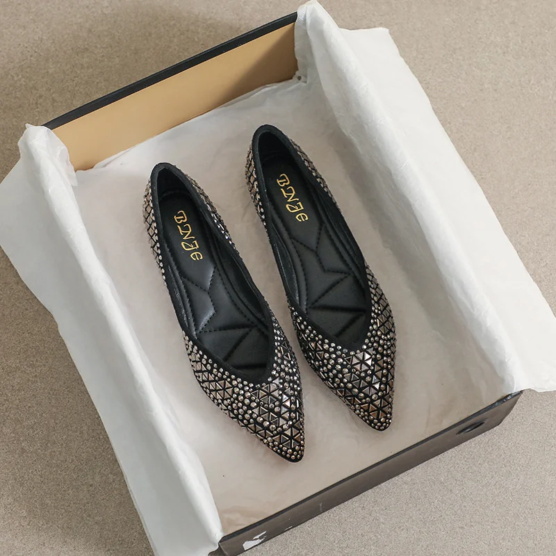 

Spring Autumn New Kpop Rhinestone Sequined Flats Peas Shoes Low-top Shallow Pointed Toe Shoes Temperament Banquet Women Shoes