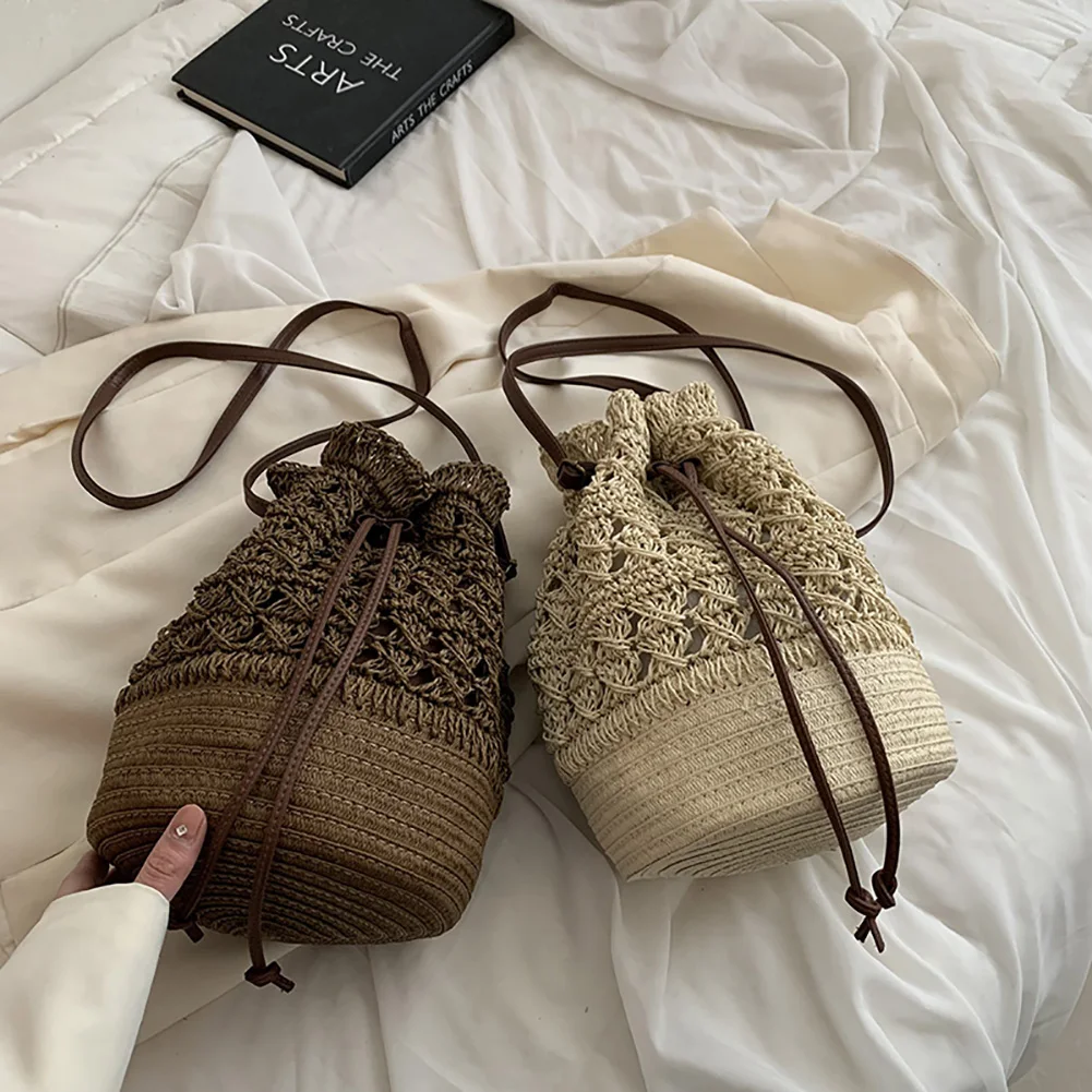 

Straw Hand-Woven Handbags Fashion Rattan Bucket Tote Drawstring Crossbody Bags for Women Casual Beach Vacation Shoulder Bags