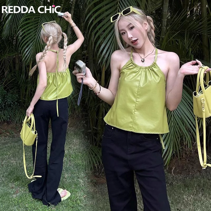 

Женский кожаный топ с рюшами и лямкой на шее, без рукавов