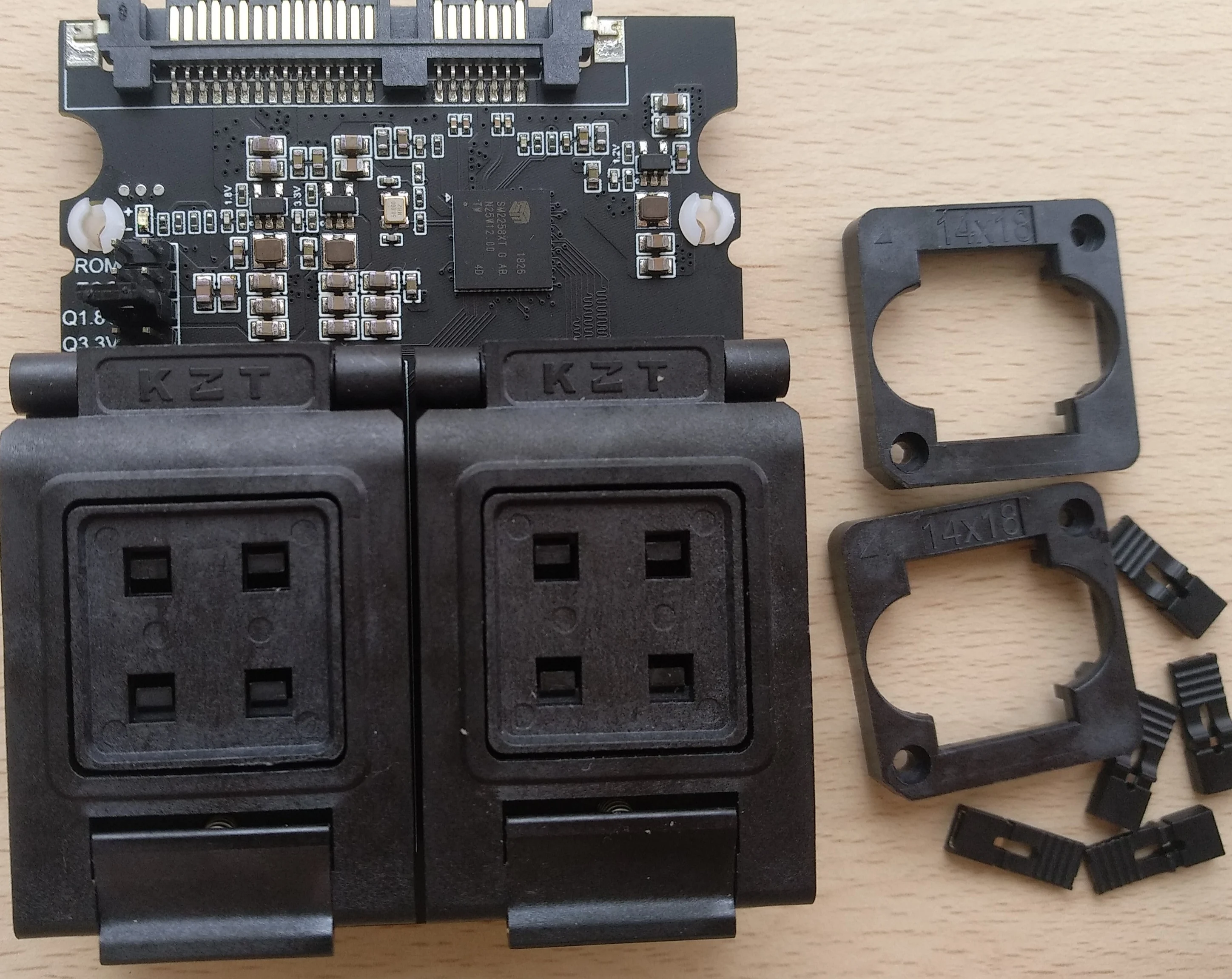 Твердотельный интерфейс SATA Huirong Sm2258xt тестовая подставка для вспышки Bga152 / 132 16ce Real