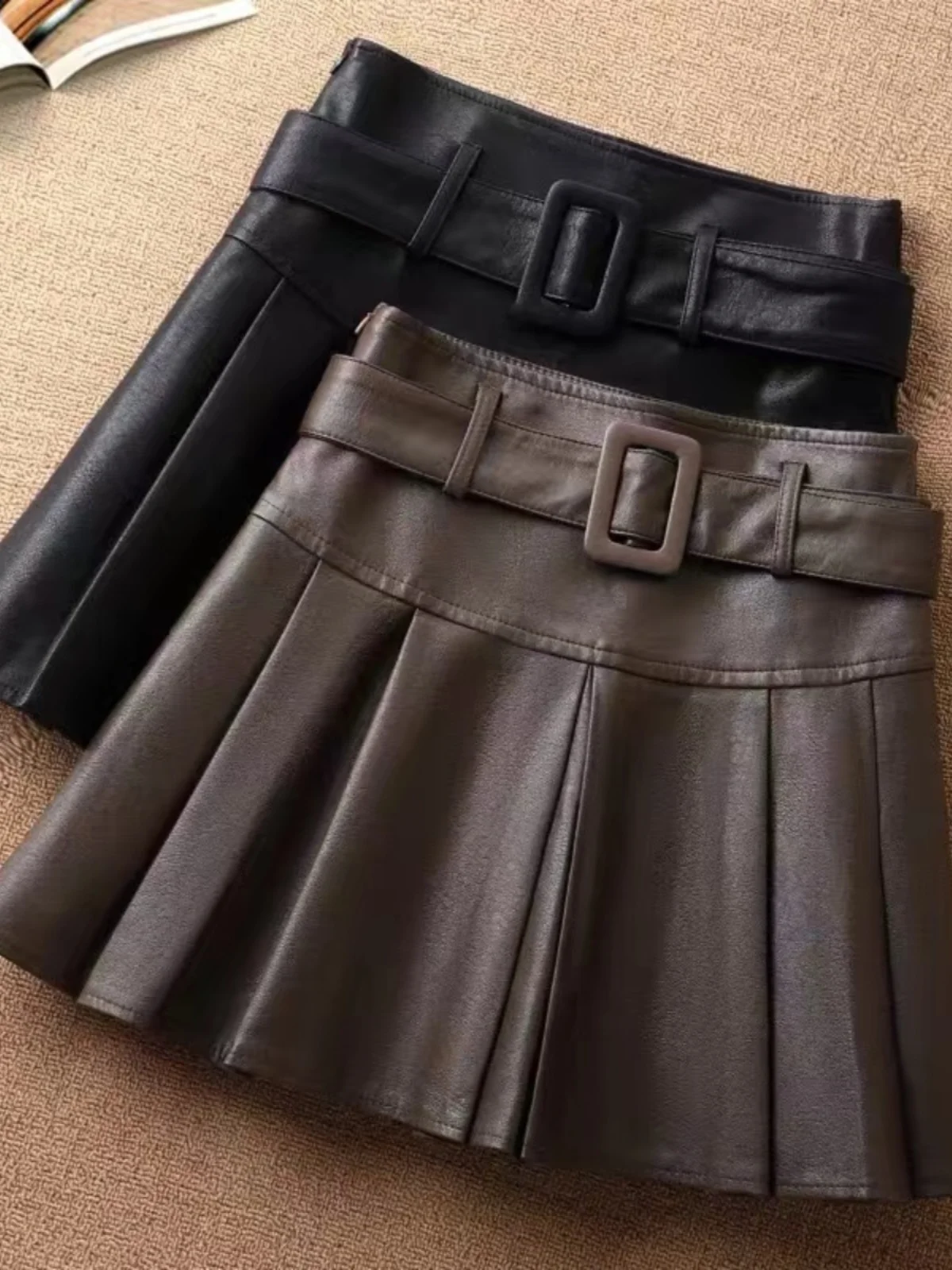 Маленькая кожаная юбка кофейного цвета больших размеров для женщин осень 2024