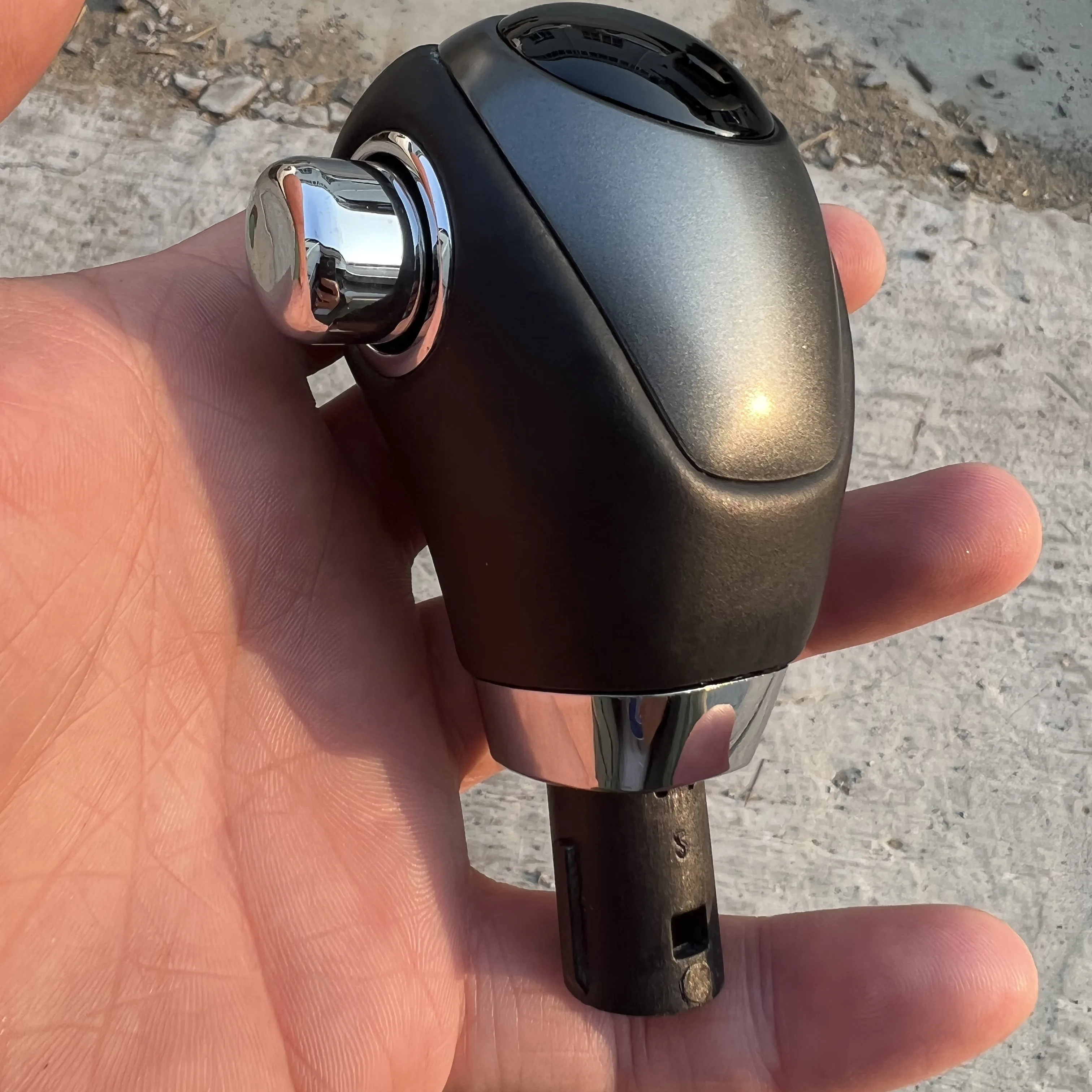 

Car Manual Gear Shift Knob Sleeve Adapter Leveror for KIA K5 2011-13