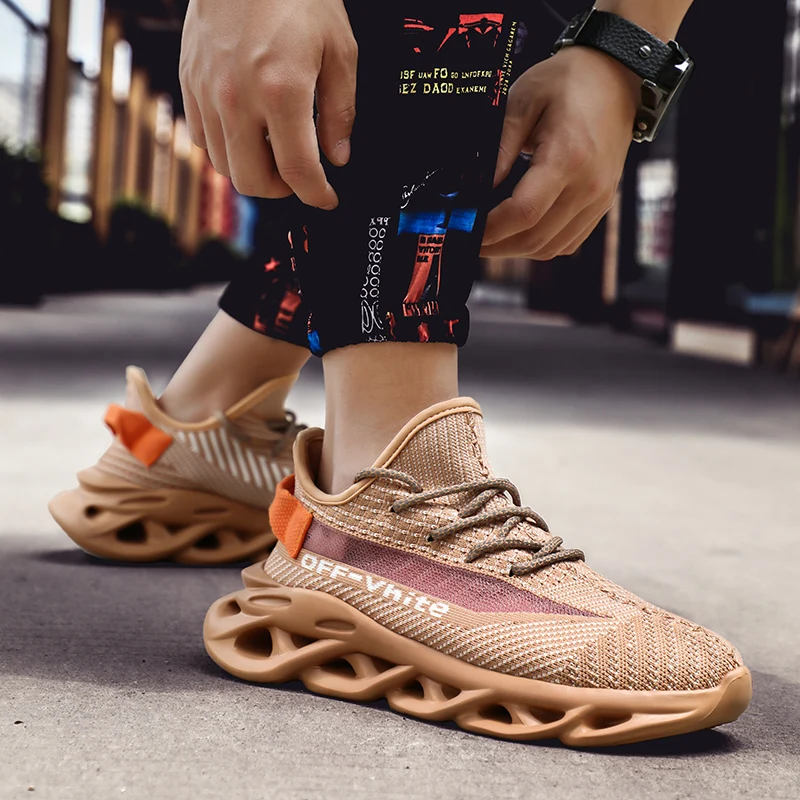 Fashion Reflective Knit Running Shoes Men Women Breathable Men's Blade Sneakers Lightweight Women's Sports Shoes Plus Size 36-46