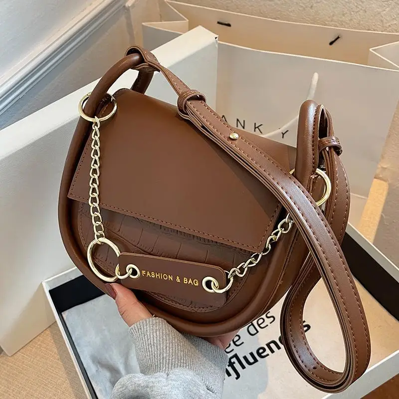 2022 Autumn New Women's Fashion Messenger Bag Simple Casual Versatile Storage Shoulder Handbag