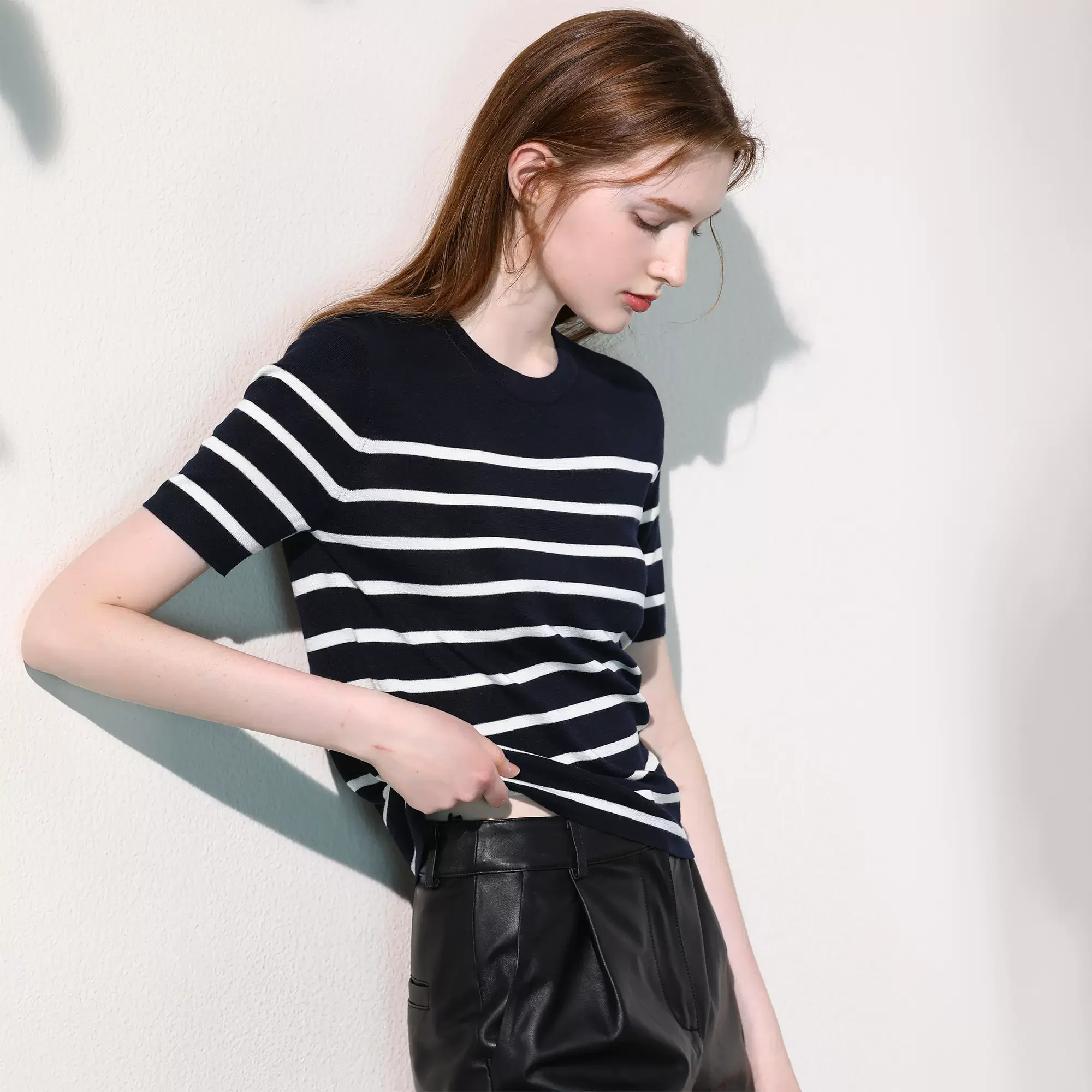 Элегантный свитер BirdTree из 30% натурального шелка и 70% шерсти женский полосатый с