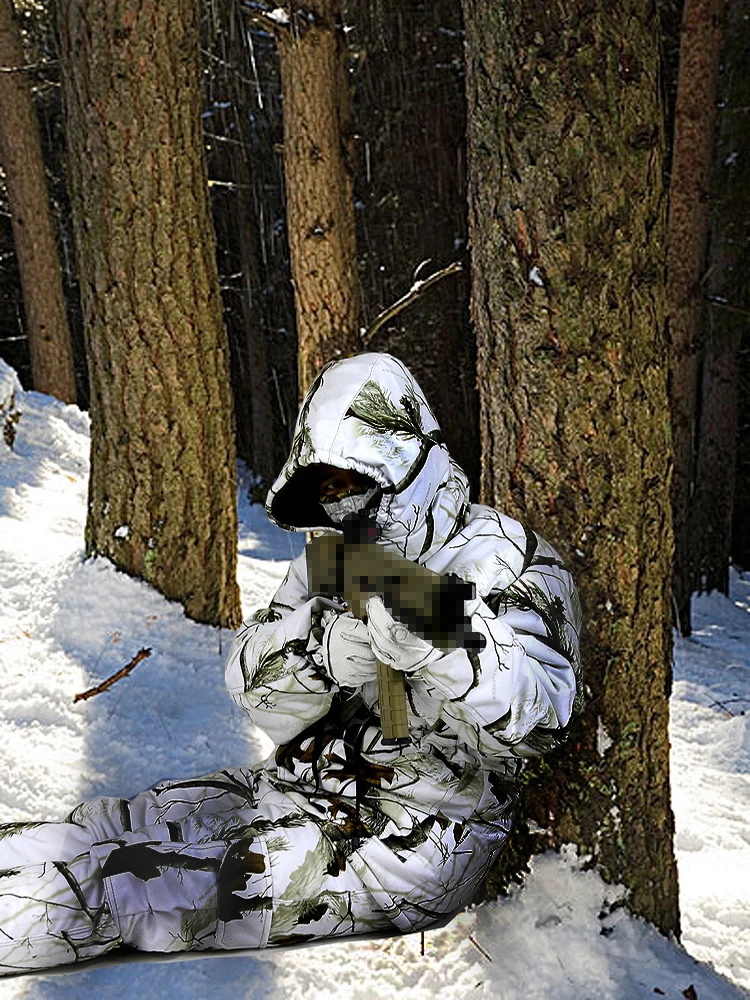 Рисунок 2 - Уличная бионическая камуфляжная куртка