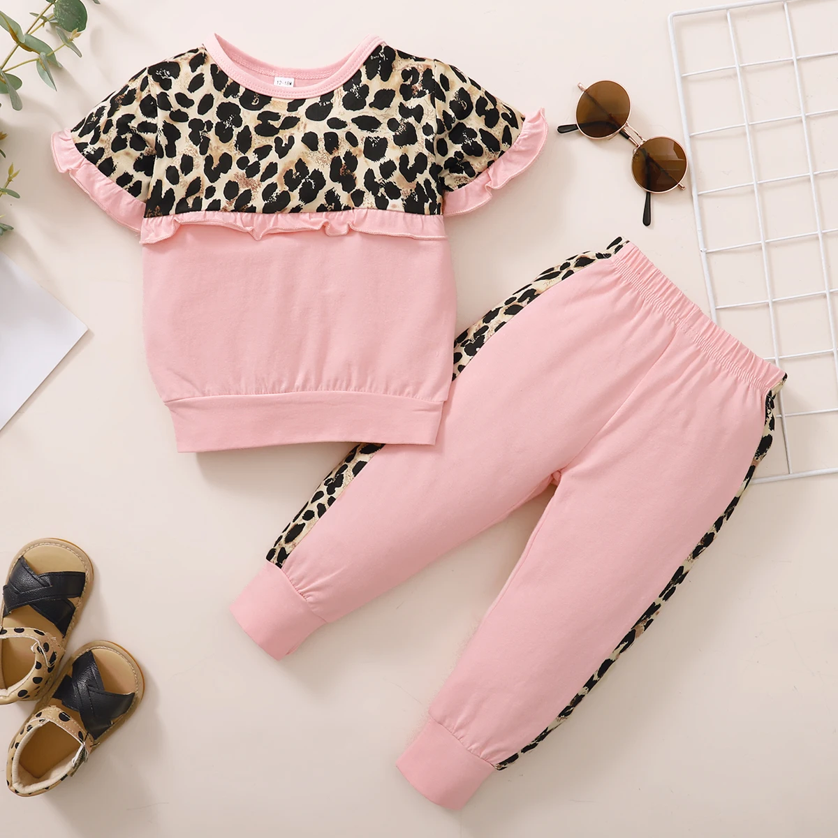 

Newborn Baby Girls Clothing Set Cute Leopard Print Ruffle Paneled Short Sleeve Tops Print Trousers Toddler Infant Clothing Suit