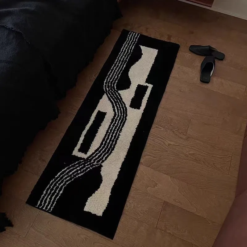Ковер для спальни прикроватный длинный полосатый коврик ног черно-белый