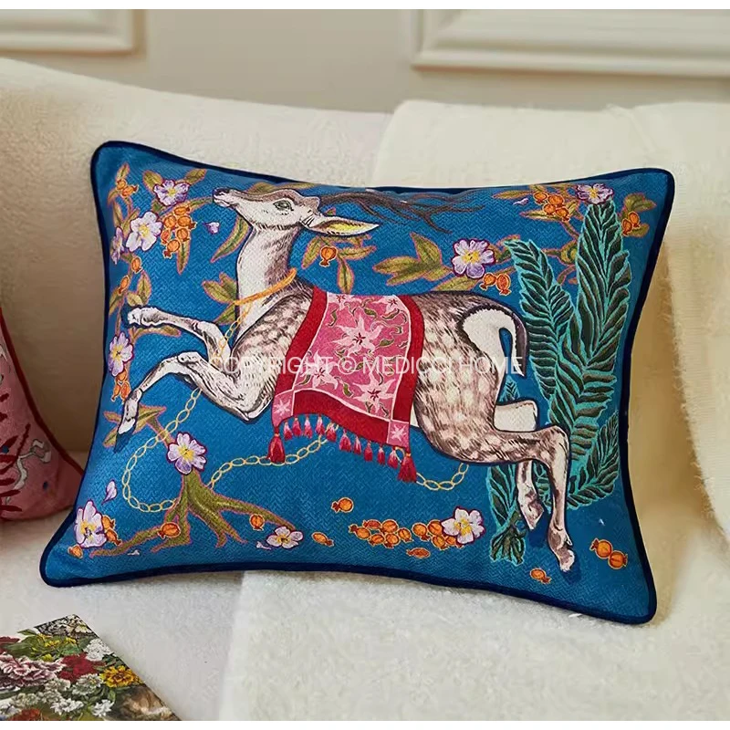 Декоративные наволочки MEDICCI HOME винтажный китайский лев 45x45 см