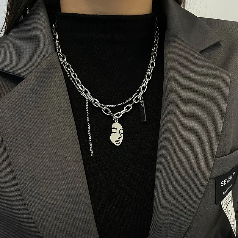 

Portrait Titanium Steel Women's Necklace Multi-layer Chain Choker Necklace Bohemia Silver Party Charm Jewelry Accessories