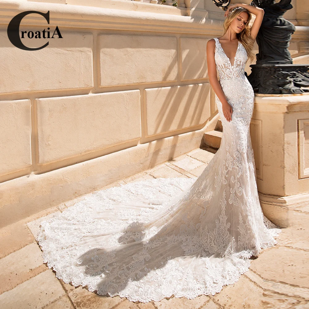 

Croadia luxury Wedding Dresses Appliques Deep V-neck Backless New Vestido De Noiva Gelinlik Dubai Bridal Engagement Robe Mariee