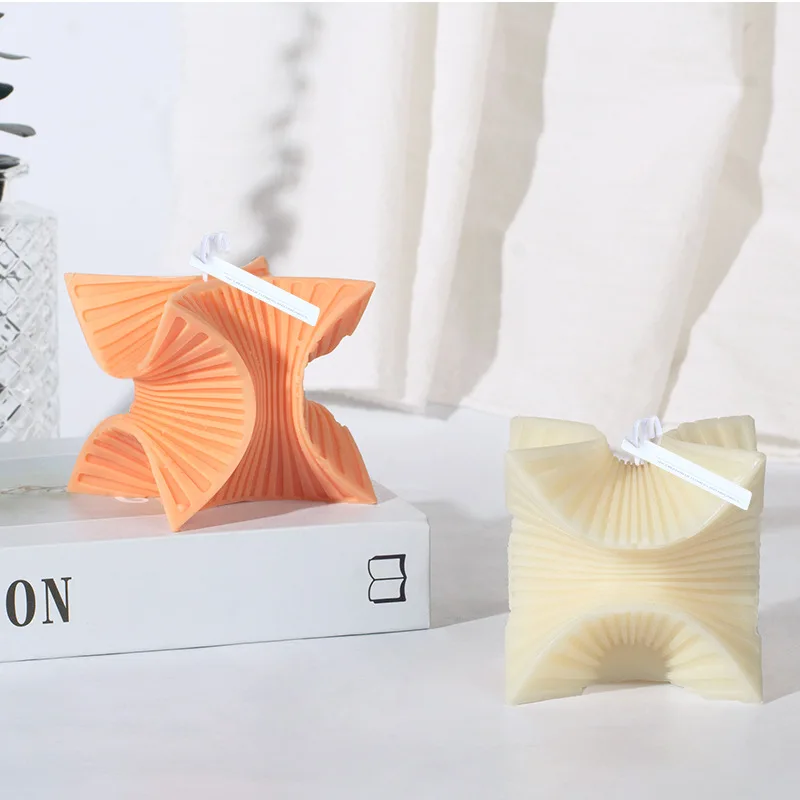 

Twisting Fan Shape Cube Candle Silicone Mold Novelty Unique Modern Stripe Geometry Crafts Gypsum Soap Ornament Chocolates Mould