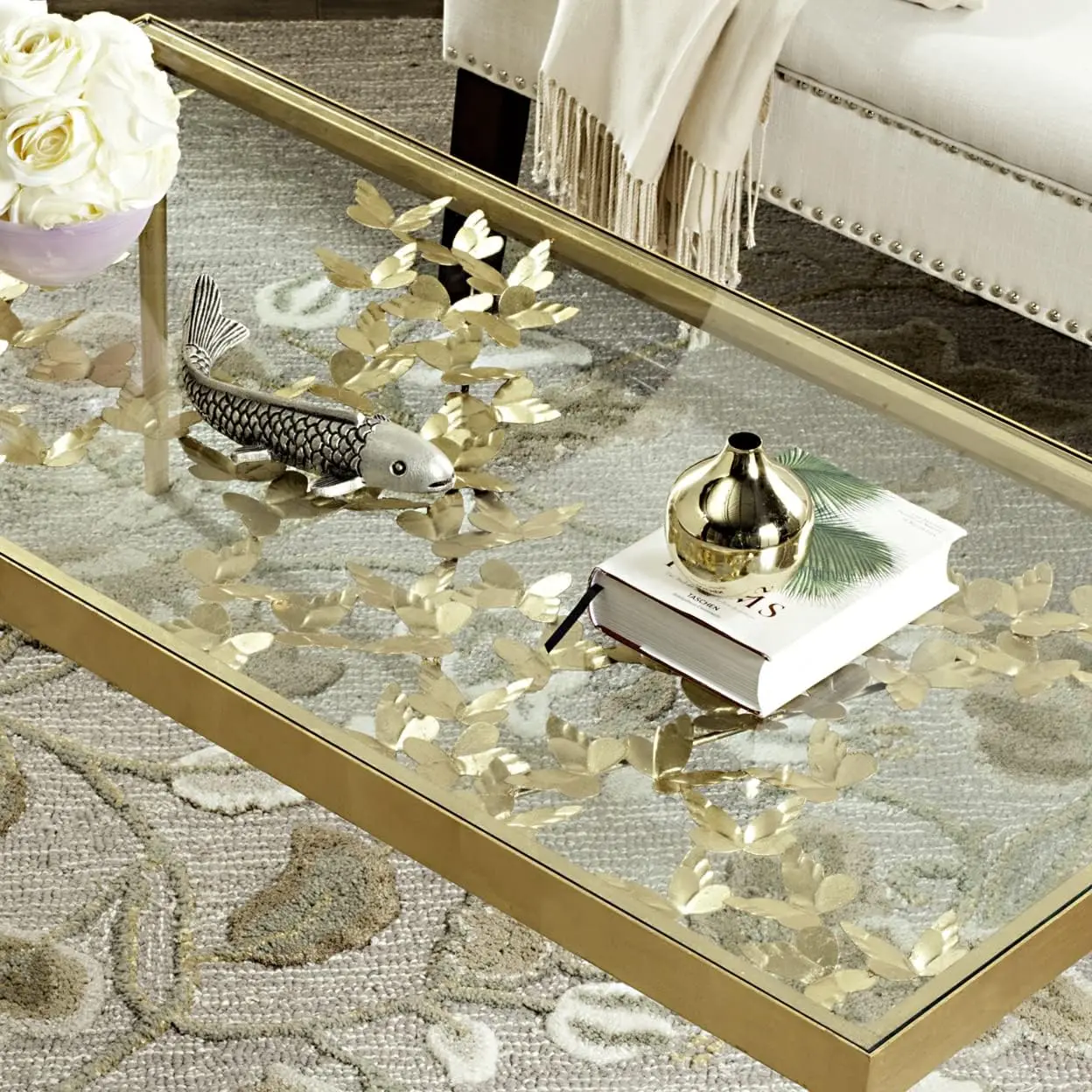 

Collection Rosalia Antique Gold Coffee Table