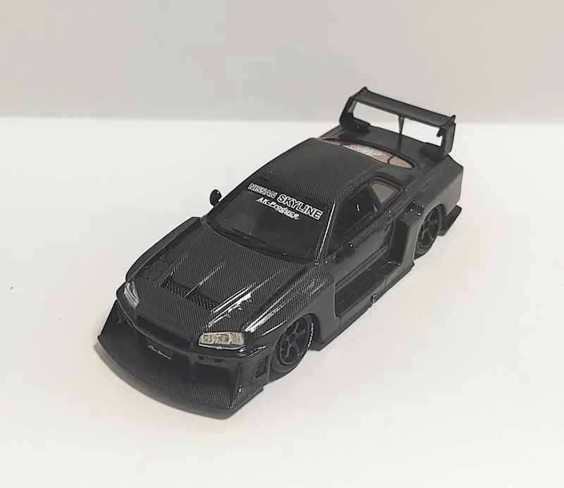 Краска из углеродного волокна стойки Hunter 1:64 ER34 LBWK смола 7 см модель автомобиля
