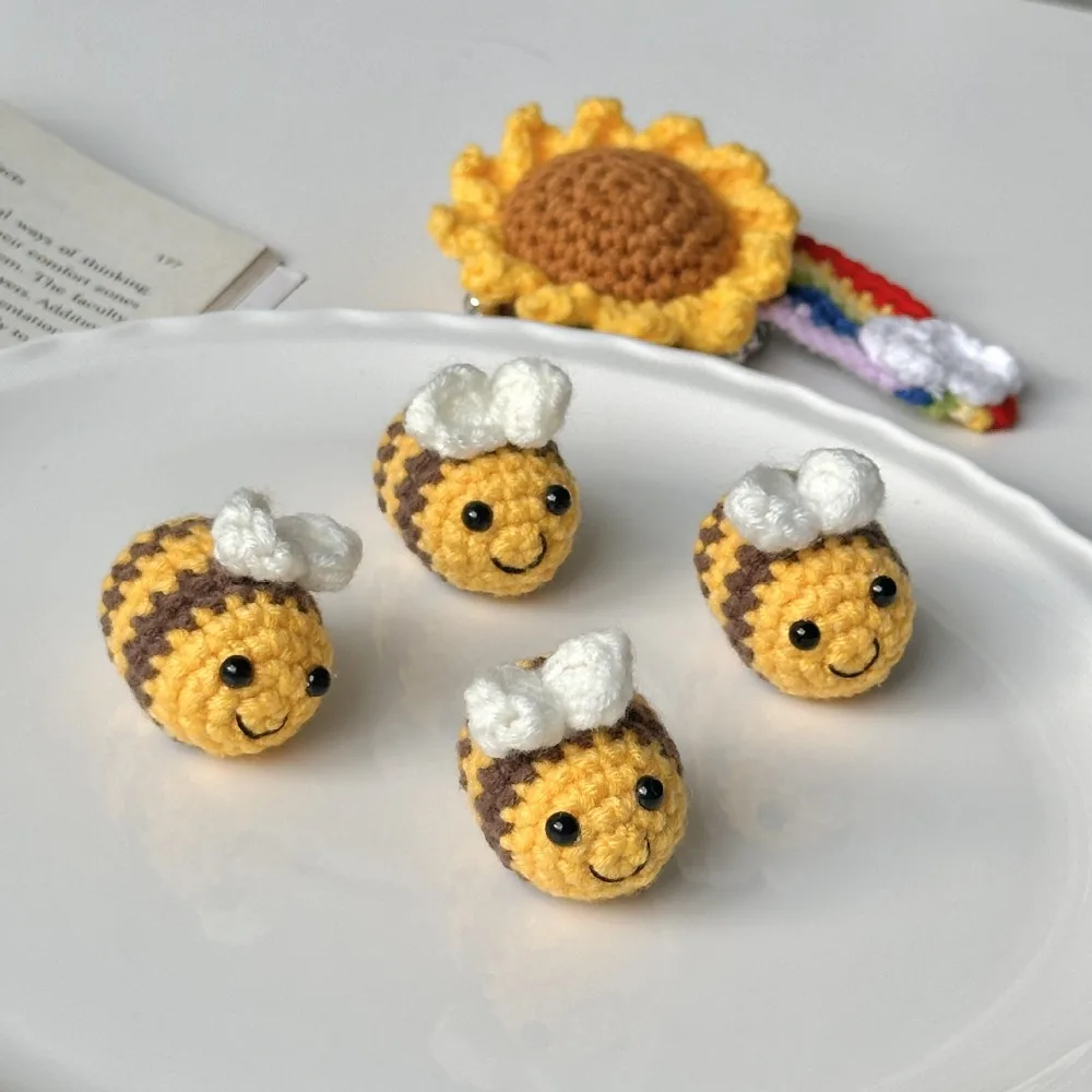 Плюшевый милый вязаный брелок в виде пчелы автомобильный Kawaii мини-подвеска пчел