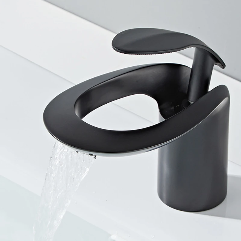 Смеситель для ванной комнаты с водопадом твердая латунь смесители горячей и