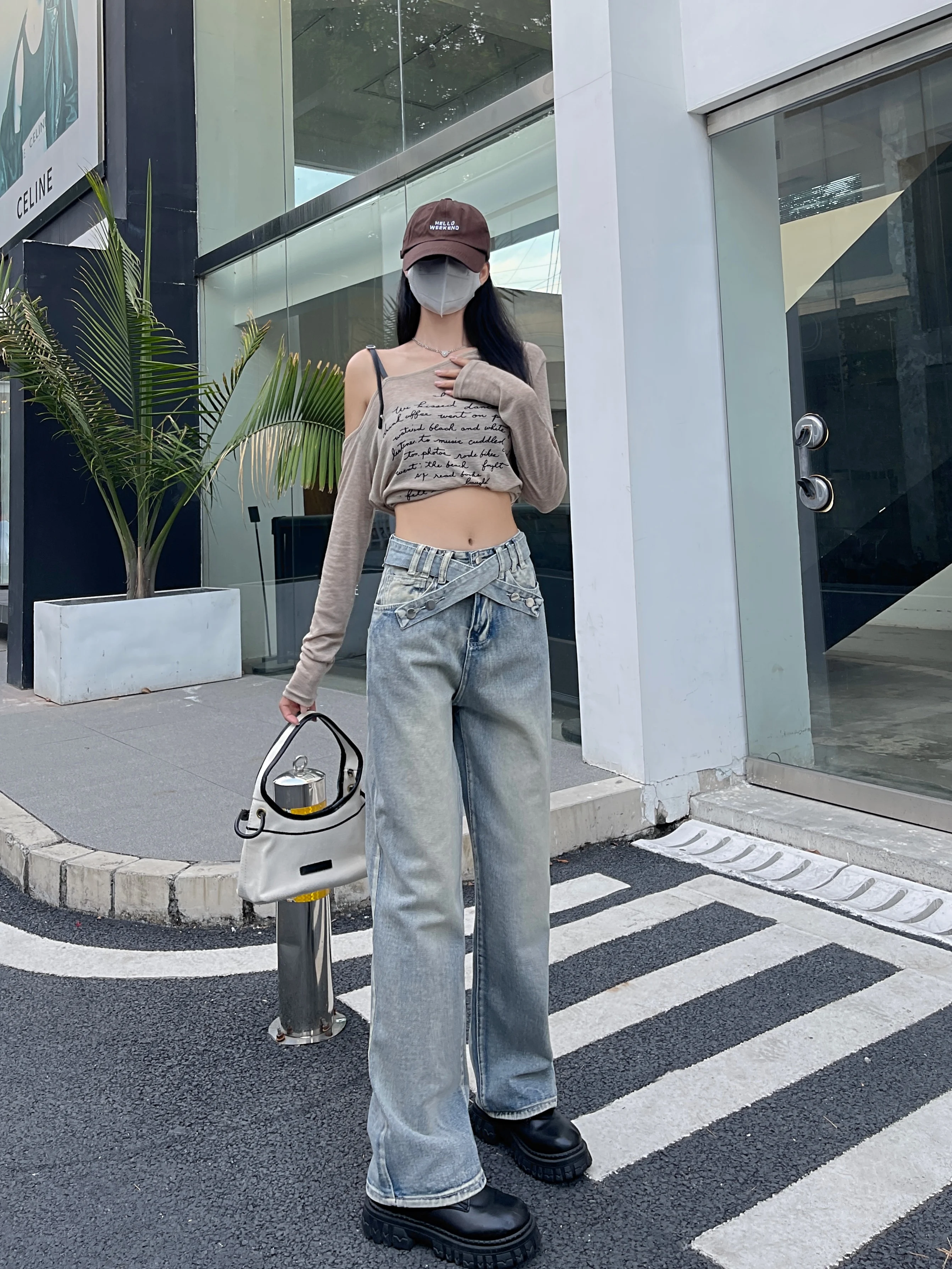 Jeans Women's light blue spring and autumn high street fashion American style design feels thin and loose straight pants