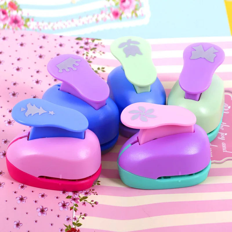 

Large Labor-saving Embossing Device Flower Punching Handmade DIY Tool Scrapbook Decoration Embossing Machine Many Styles