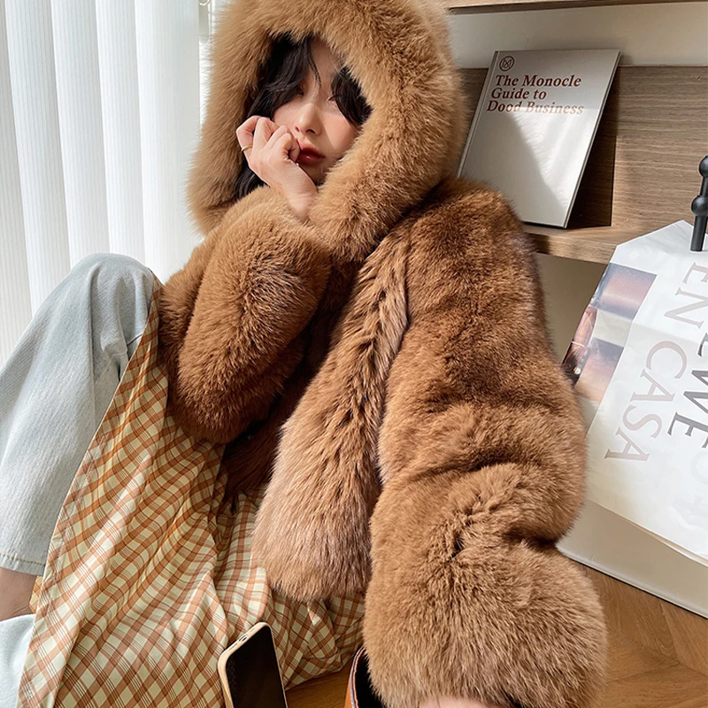 Женское короткое пальто из натурального Лисьего меха многоцветное импортного