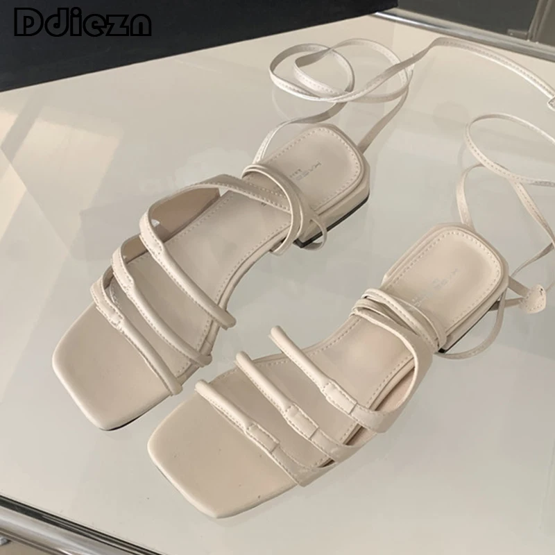 

Сандалии-гладиаторы женские с перекрестной шнуровкой, модные босоножки, повседневная Дизайнерская обувь на плоской подошве, черные, лето 2023