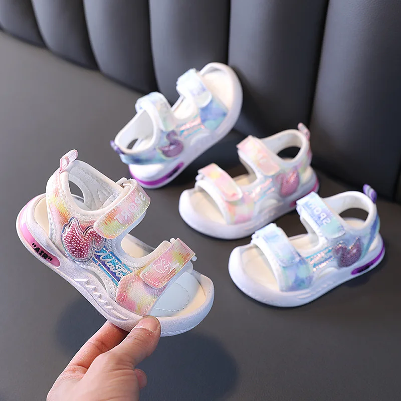 

Nice Rhionstone Swan Summer Little Girls Sandals Shoes Casual Sports Baby Girl Beach Shoes Flats Purple Pink Kids Sandals G03061