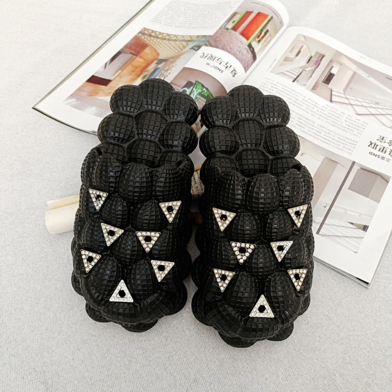 Silver Geometric Rivets Decor Vented Clogs Summer Platftorm Slides Women Shoes Punk Slipppers Beach Sandals Men Girl Plus Size