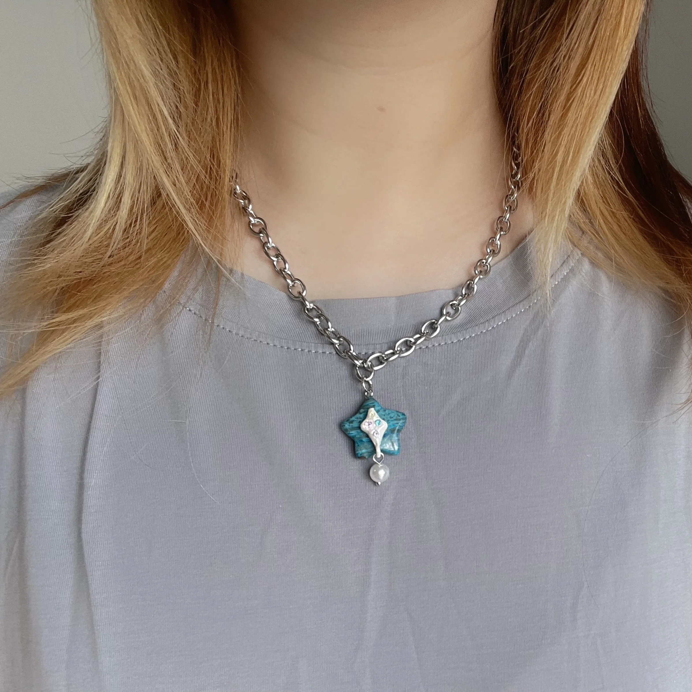 

Natural Five Pointed Star Shape Quartz Agate Stone Heart of the Ocean Necklace for Women Retro Star Elements Jewelry Gift