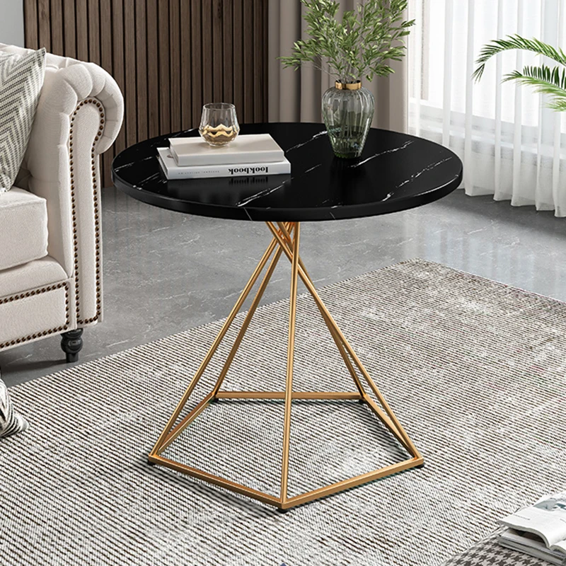 Рисунок 3 - Маленькие журнальные столики в современном стиле