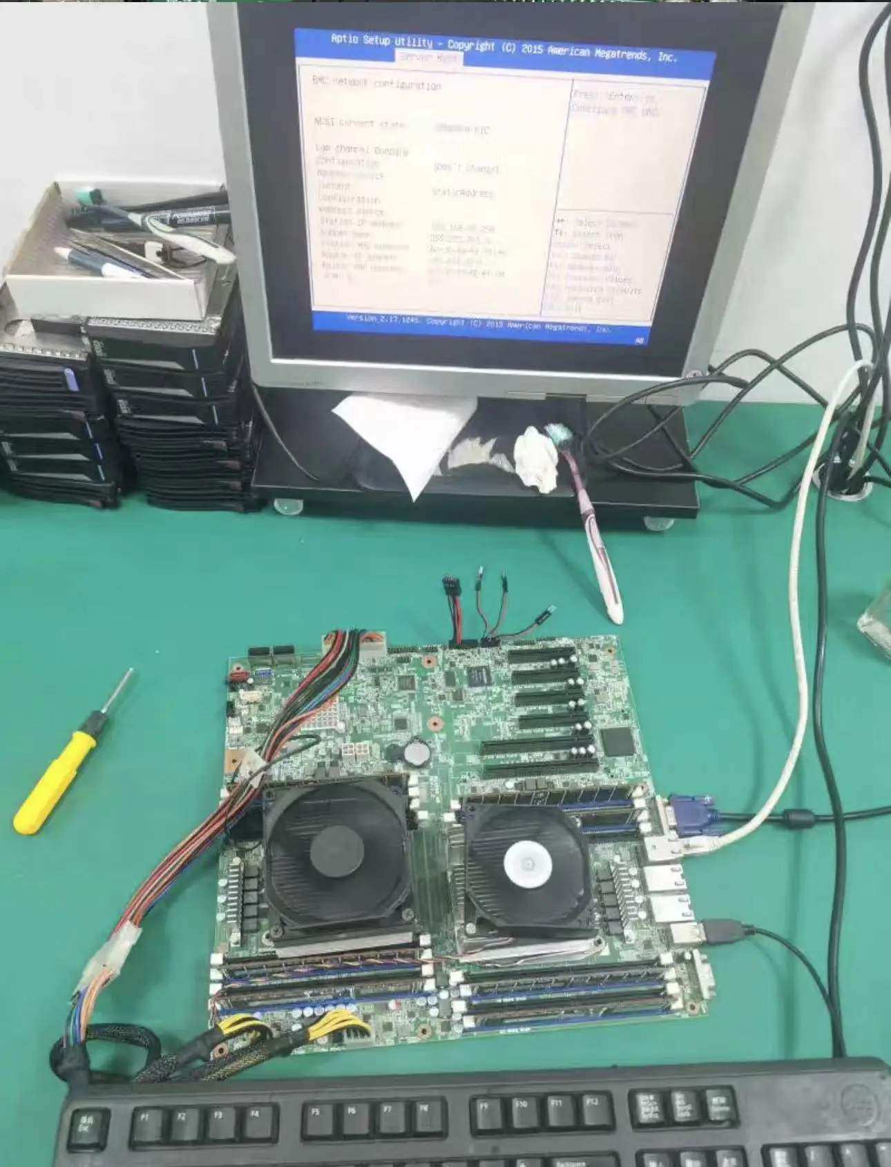 Подходит для серверной материнской платы Intel 2011 Dual X99 NVMe 10 Gigabit 32 Core M.2 Lenovo RD450X с шестью картами ALEO (art.: 3920db2fbdf8b) - 3920db2fbdf8b