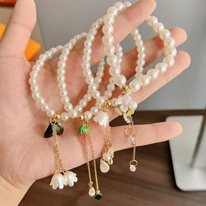 

Campanula Flower Imitation Pearl Stretch Beaded Bracelet For Women Girl Charm Sweet Bell Flowers Bracelets Accessories Jewelry