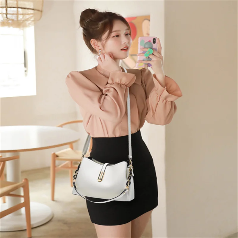 Fashion Luggage &Bags Women's Handbags CrossbodyNEW Simple Luxury Casual Shell Mini Satchel Black  Ladies Bolsos