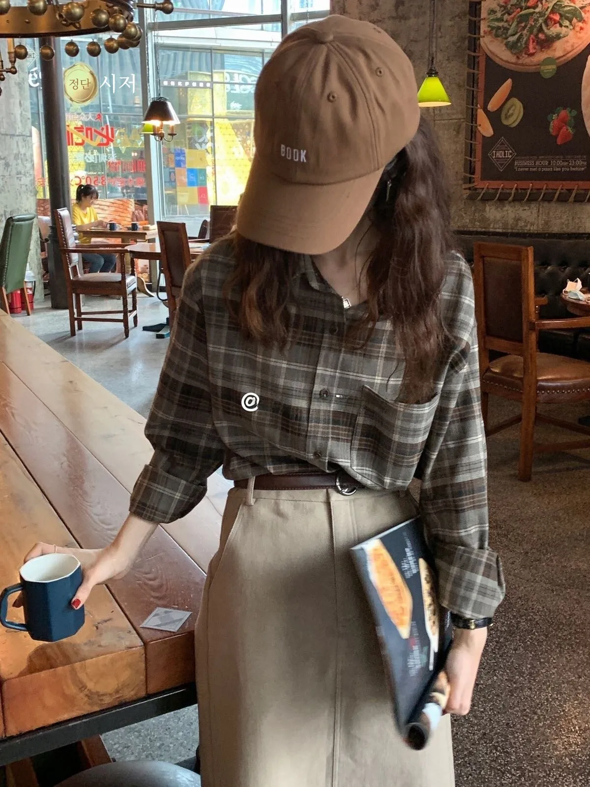 Осень и зима новые утолщенные клетчатые рубашки с начесом женские свободные без