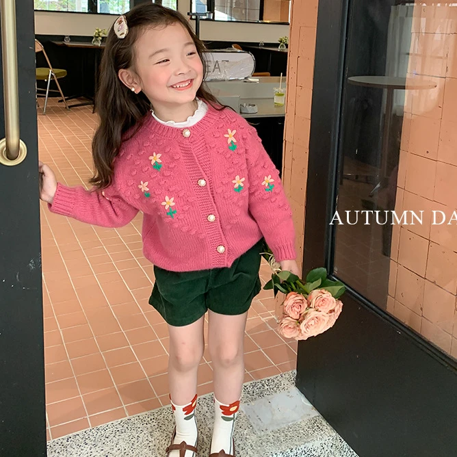 

Girls Warm Embroidered Flower Knitted Cardigan Children Korean Casual Sweater Coat Autumn O-Neck Sweater Single Breasted