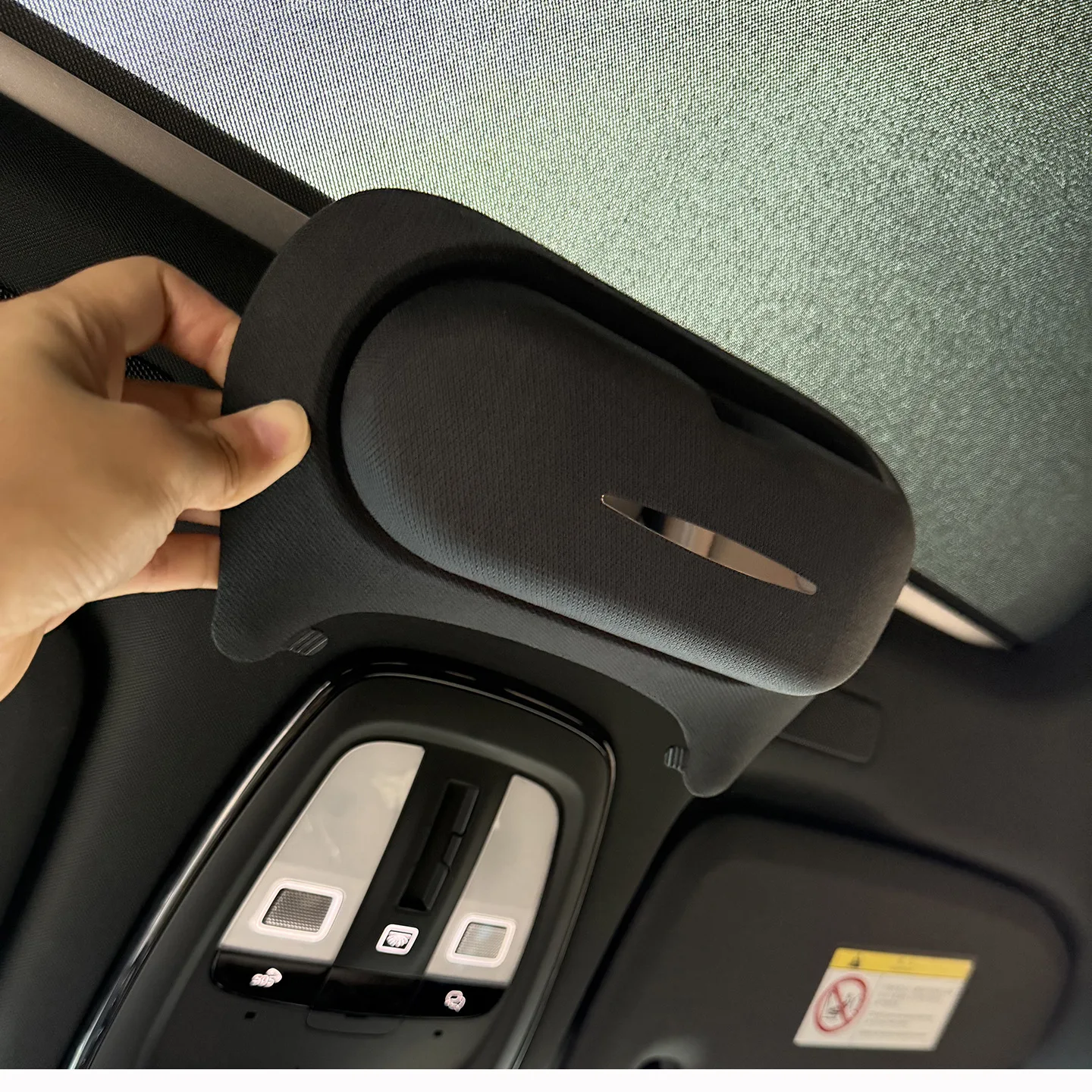 Специальный чехол-держатель для очков для автомобилей Volvo XC60, XC90, S90, V90, S60 (модели 2018-2026 годов) (art.: 3920d8f4d201e) - 3920d8f4d201e