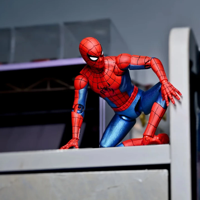 Фото BLOKEES Spider-Man: Новая серия Day Series, коллекционная подвижная фигурка, модель-конструктор, игрушка, украшение, подарок для мужчин, рождественский подарок №3