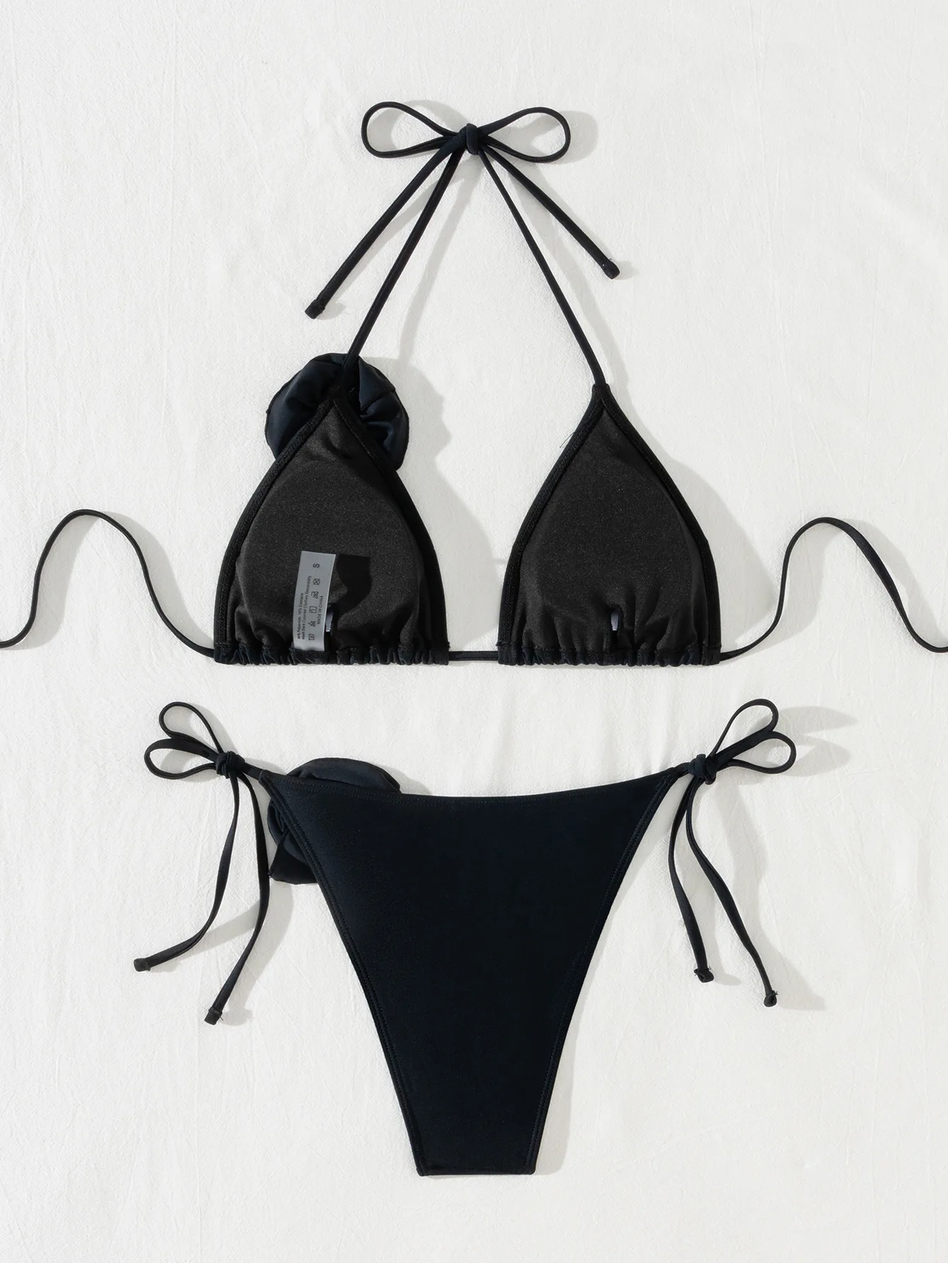 Сексуальные комплекты бикини с 3D черным цветком и завязками на спине мягкие