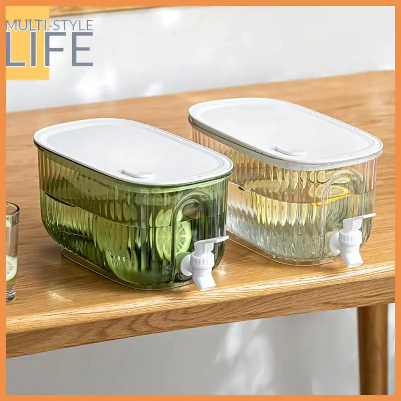 

The Faucet Is Made Of Double-layer Silicone Not Afraid Of Temperature Difference Refrigerator Cold Water Bottle Drink Bucket