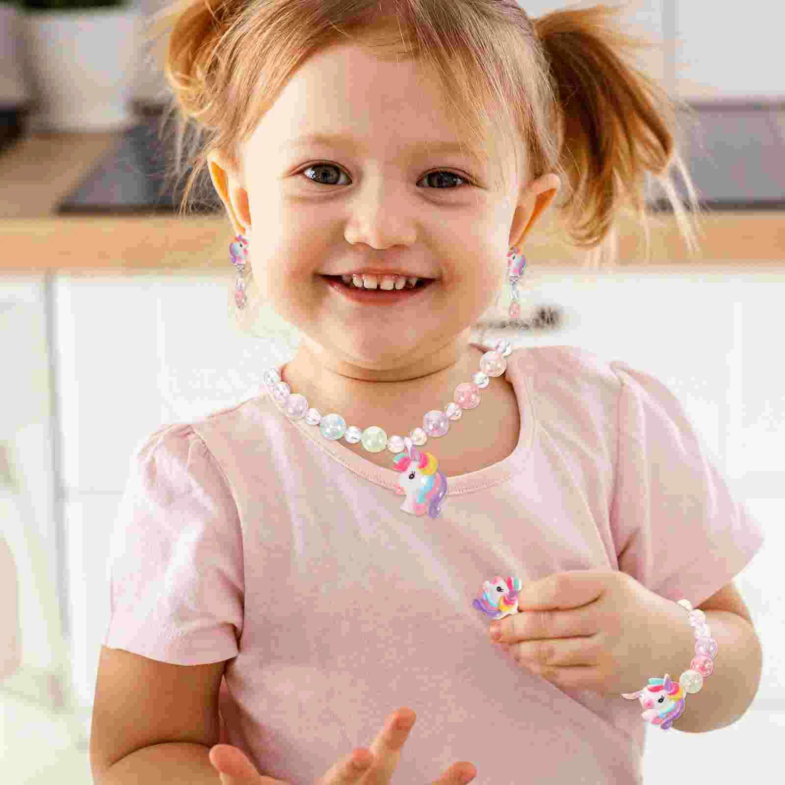 Рисунок 6 - Часы для девочек