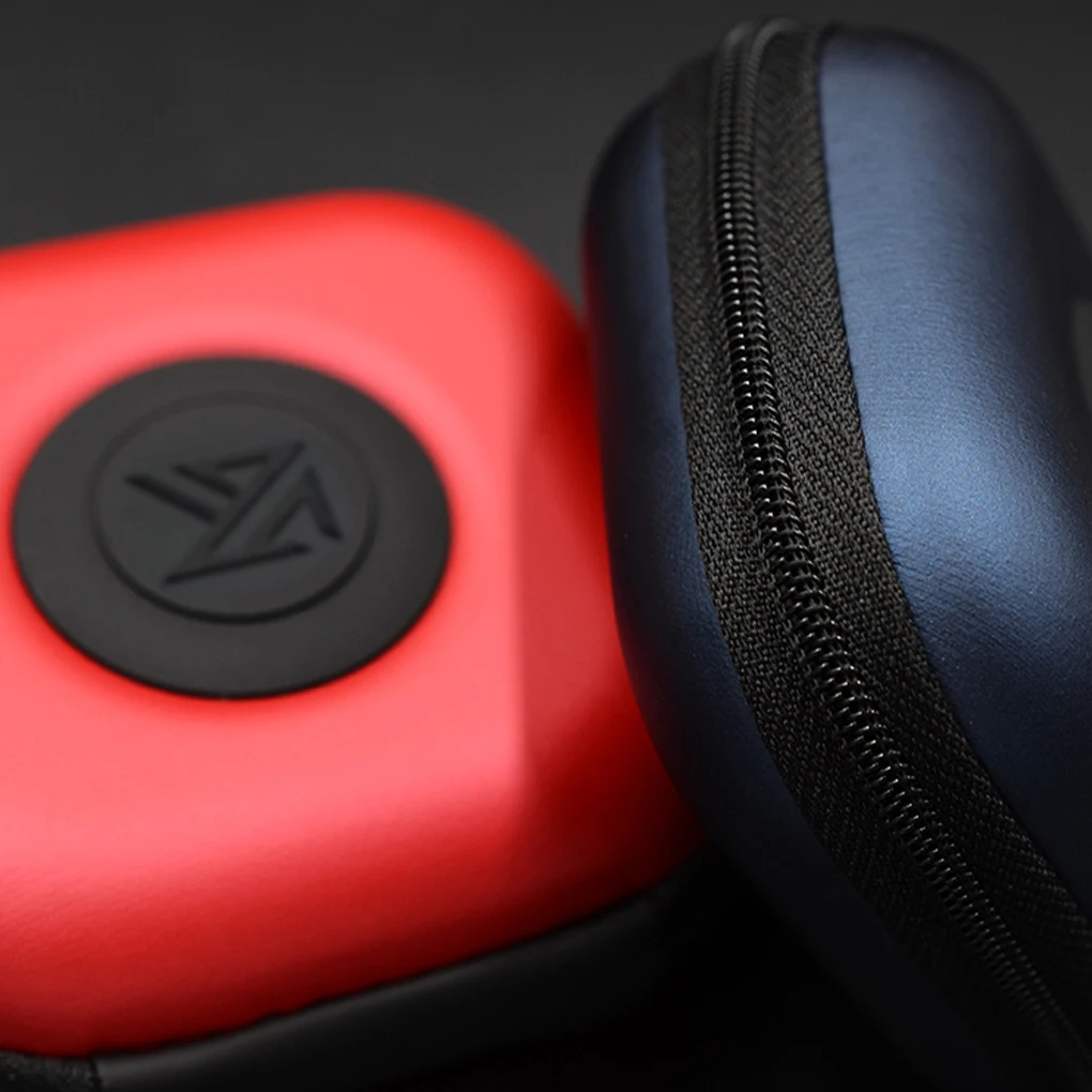 Квадратная коробка для хранения наушников