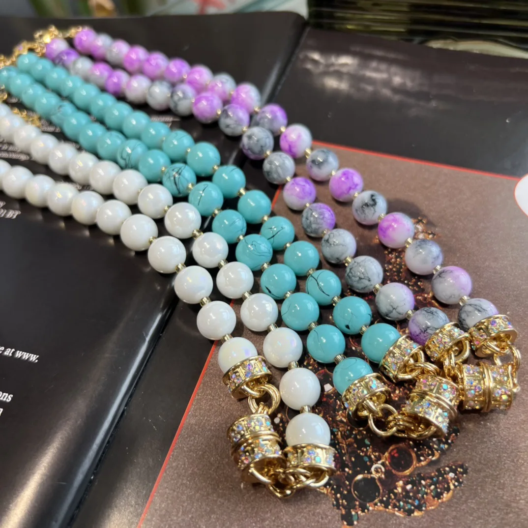 

vintage Vintage fashion Fresh sweet wind small stone magnet universal chain necklace