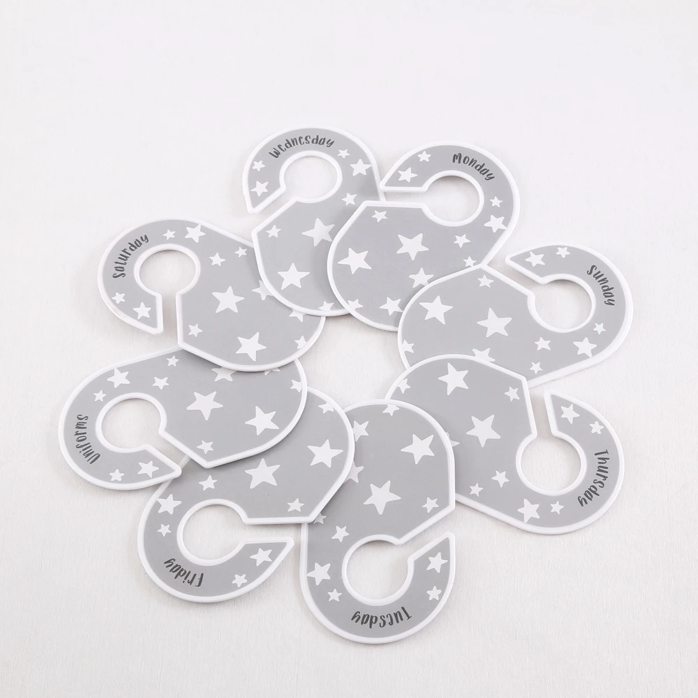 

8pcs Baby Clothes Size Dividers Round Plastic Clothing Hanger Separation Circle Size Buckles for Wardrobe Shopping Mall