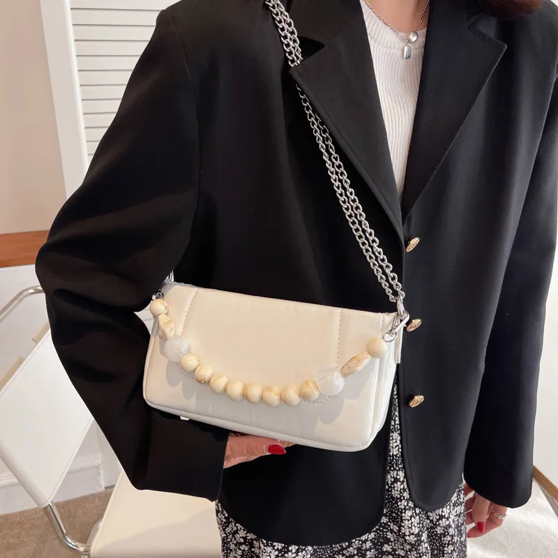 

Luxury Texture Pearl Chain Crossbody Bags New Fashion Personalized Versatile Women's Bag Simple Commuter Handbags for Women