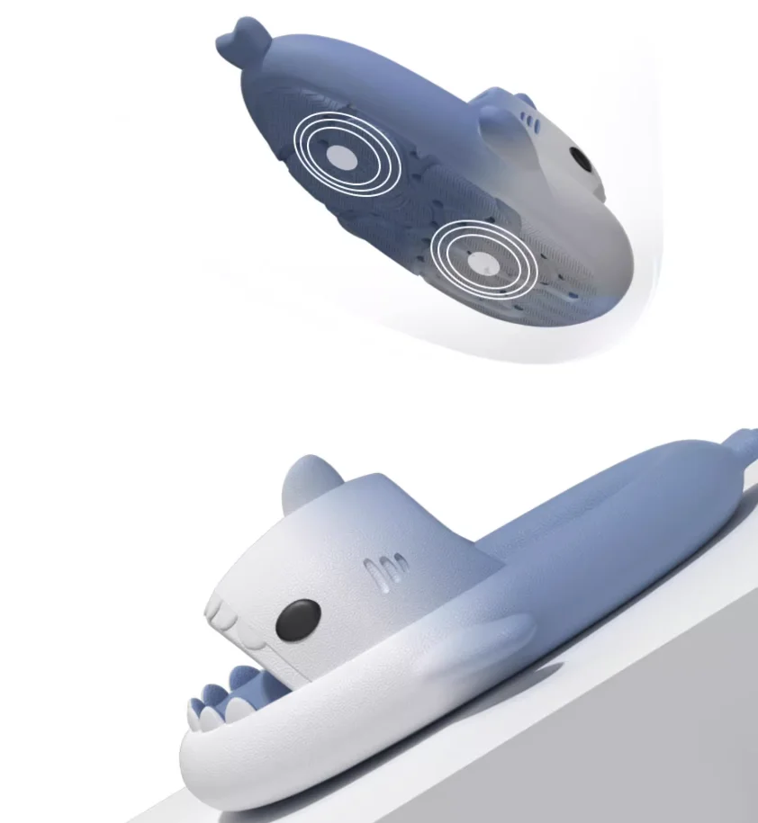 

Gradient shark slippers female summer indoor household 2023 shower antiskid couples stepping outside the shit feeling cool to we